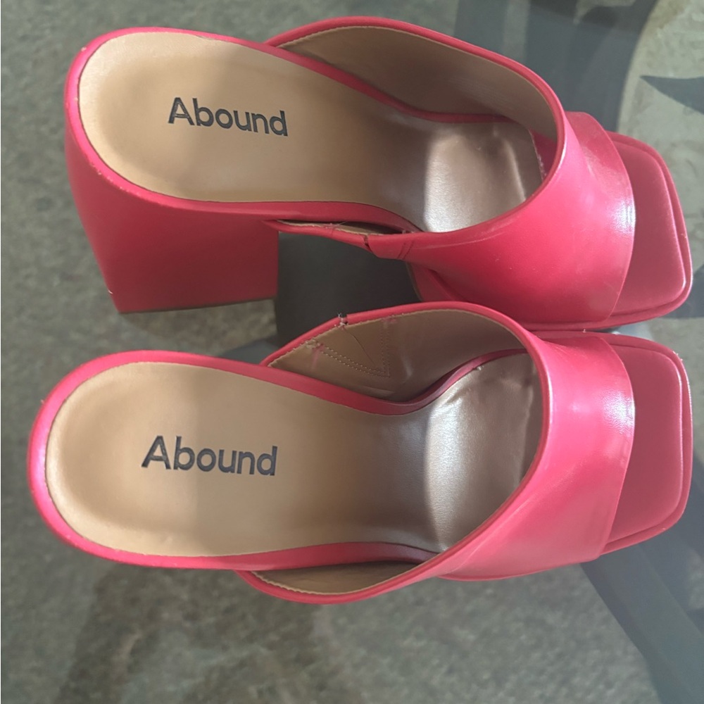 PINK HIGH HEELS